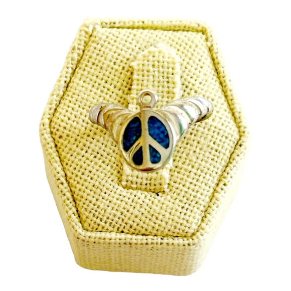 Three (3) *Men's Variety Turquoise Onyx Coral Ring Lot (sz 8.5) - Picture 4 of 7